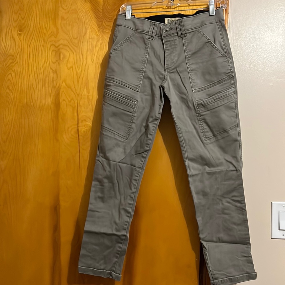 Cargo pant . Gently worn . No tags by Democracy